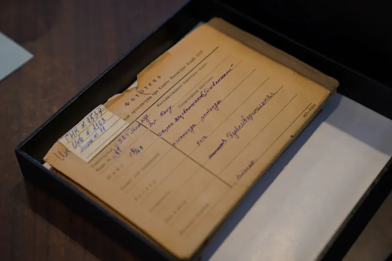 Sauce-Stained Archives: The Quiet Hunt for America's Handwritten Recipe Cards